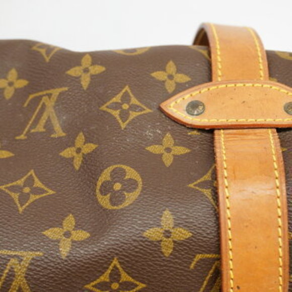 Louis Vuitton Monogram Saumur Shoulder Bag - Picture 8 of 15